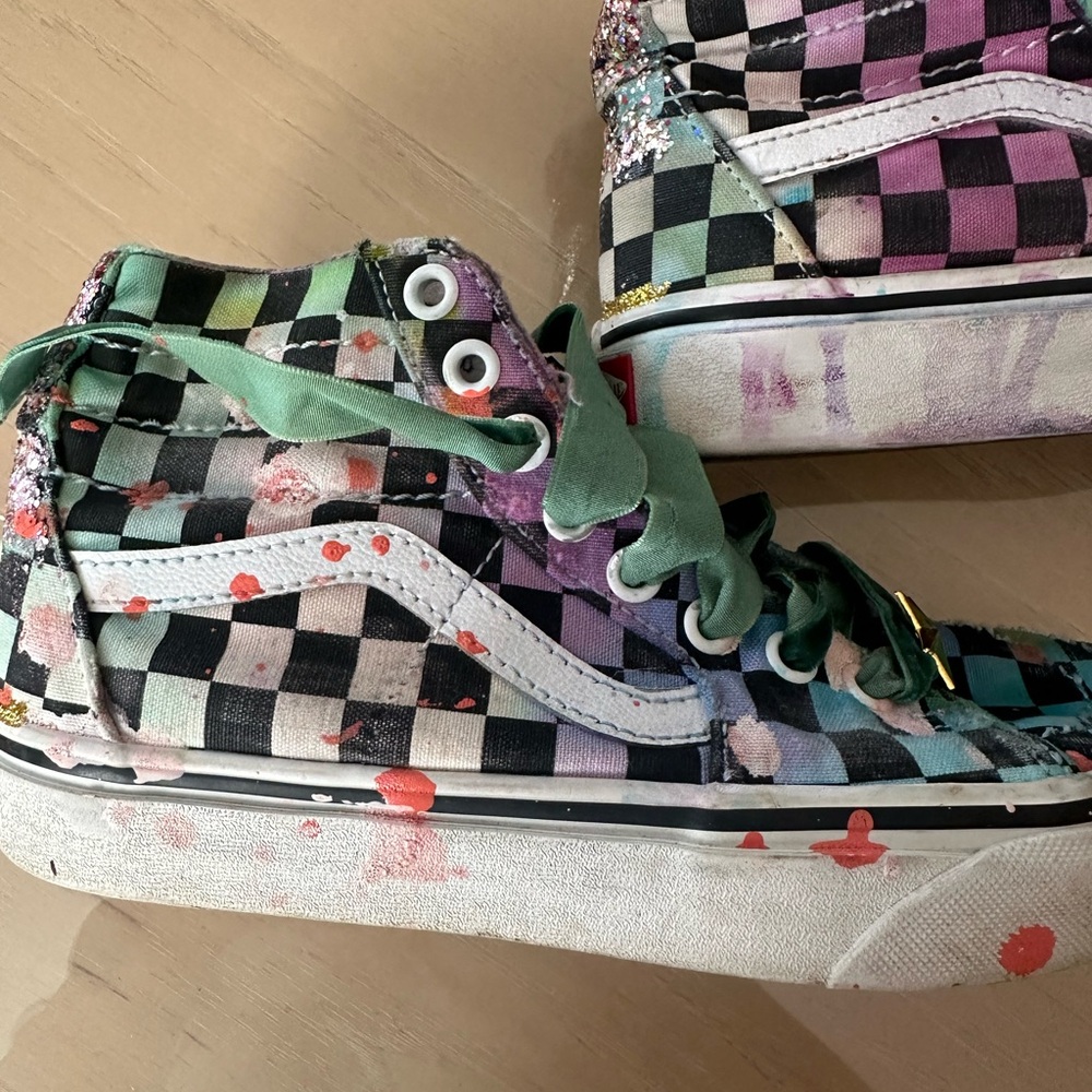 Customized Checkered Sk8-Hi Vans - Picture 2 of 4